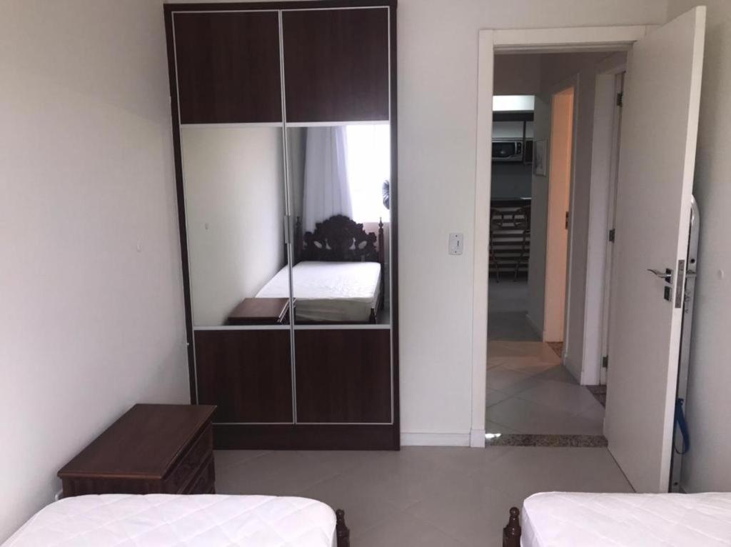 Edificio Frankfurt room 2